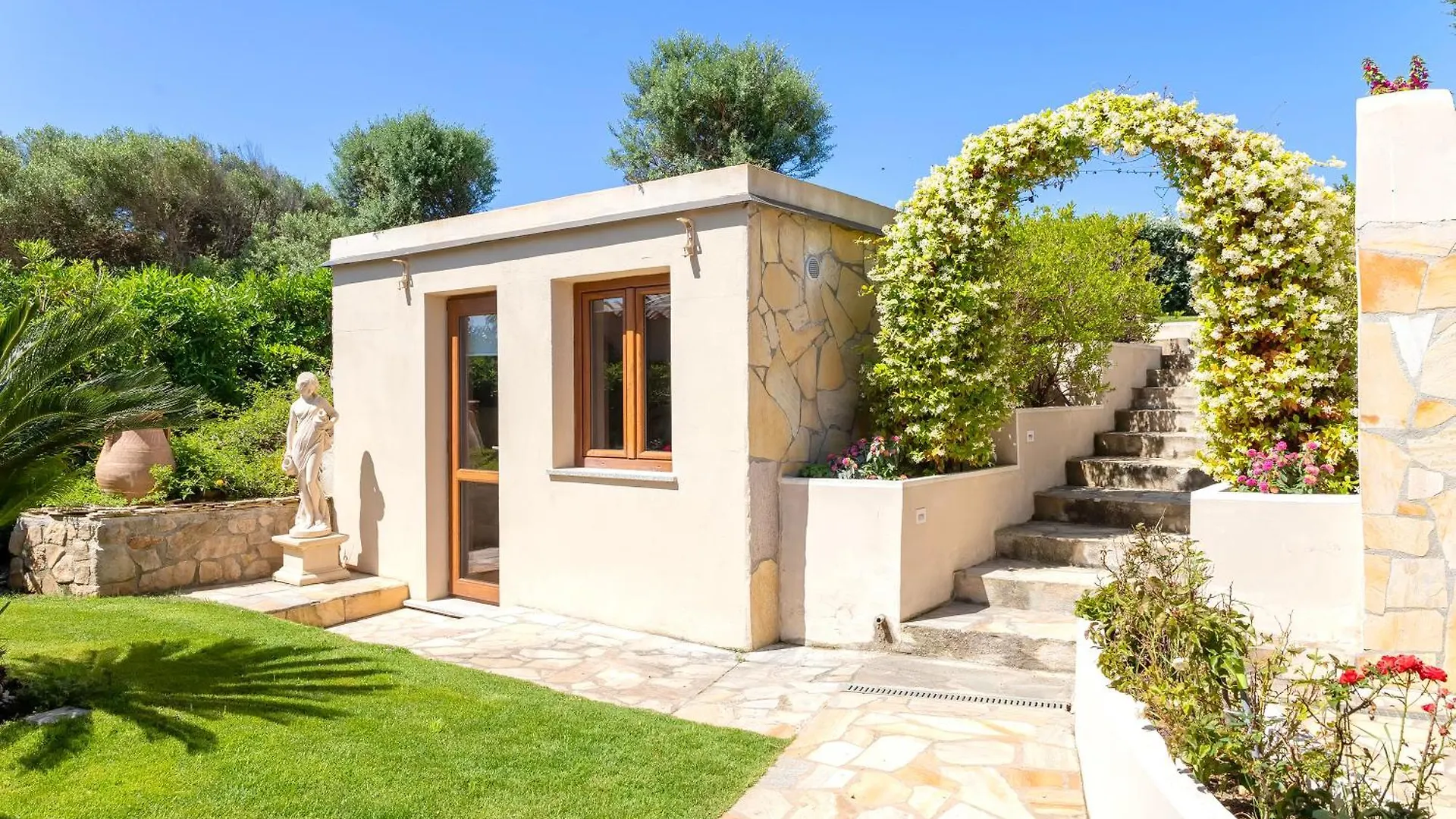 Villa Flora Sea View Punta de su Torrione Дом отдыха